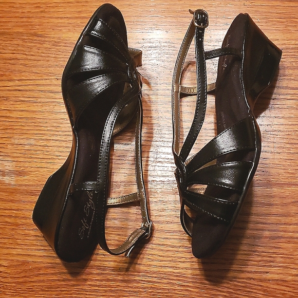 Women's Soft Style "Destiney", A Hush Puppies Company - Picture 2 of 7